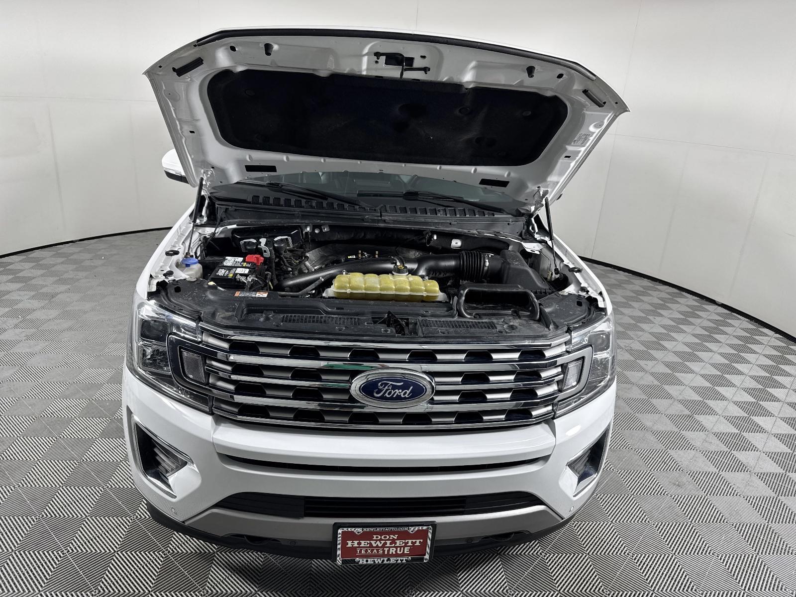 2021 Ford Expedition Max Vehicle Photo in GEORGETOWN, TX 78626-7508