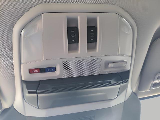 2025 Subaru Ascent Vehicle Photo in Green Bay, WI 54304