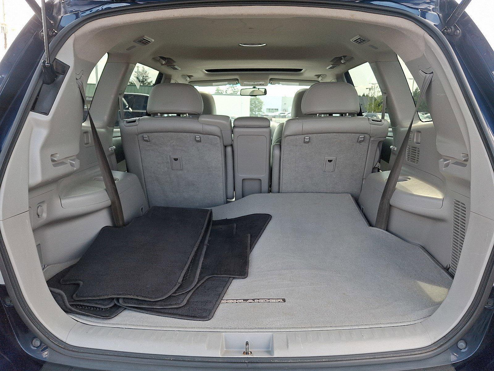 2013 Toyota Highlander Vehicle Photo in Harrisburg, PA 17111