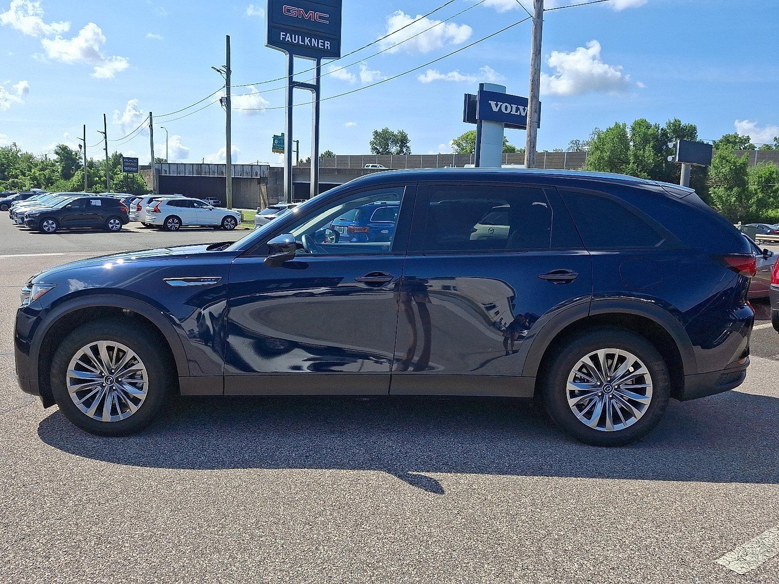 2024 Mazda CX-90 PHEV Vehicle Photo in Trevose, PA 19053