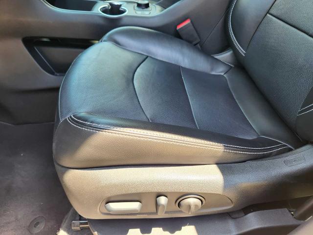 2022 GMC Terrain Vehicle Photo in DENTON, TX 76210-9321