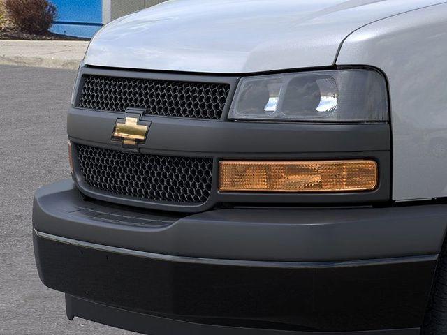 2025 Chevrolet Express Cargo 3500 Vehicle Photo in DANBURY, CT 06810-5034
