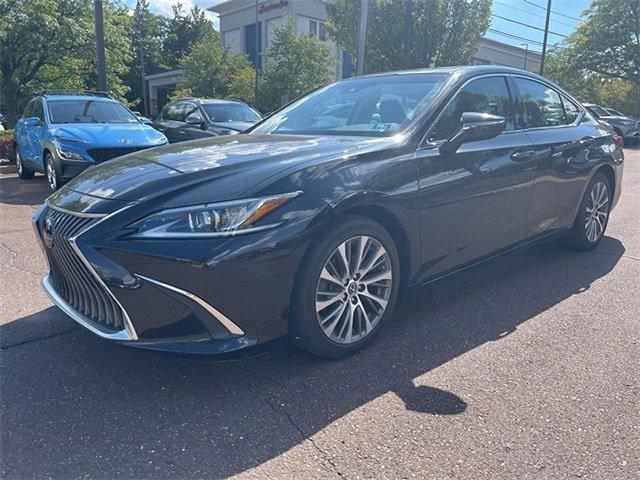 2021 Lexus ES 250 Vehicle Photo in Willow Grove, PA 19090
