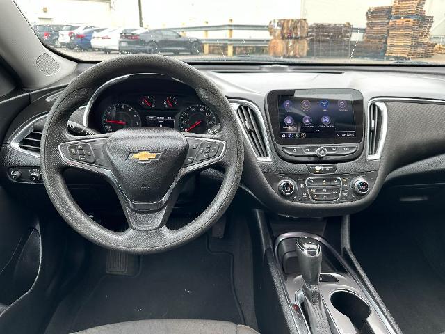 Used 2020 Chevrolet Malibu 1LT with VIN 1G1ZD5ST1LF054398 for sale in Greenville, AL