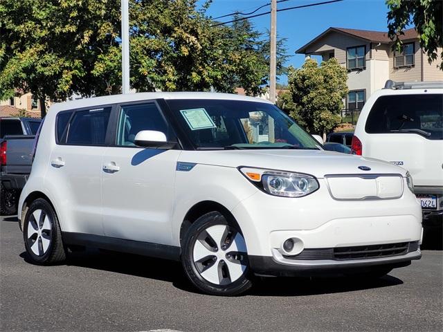 Used 2016 Kia Soul EV-E with VIN KNDJP3AE6G7018306 for sale in Napa, CA