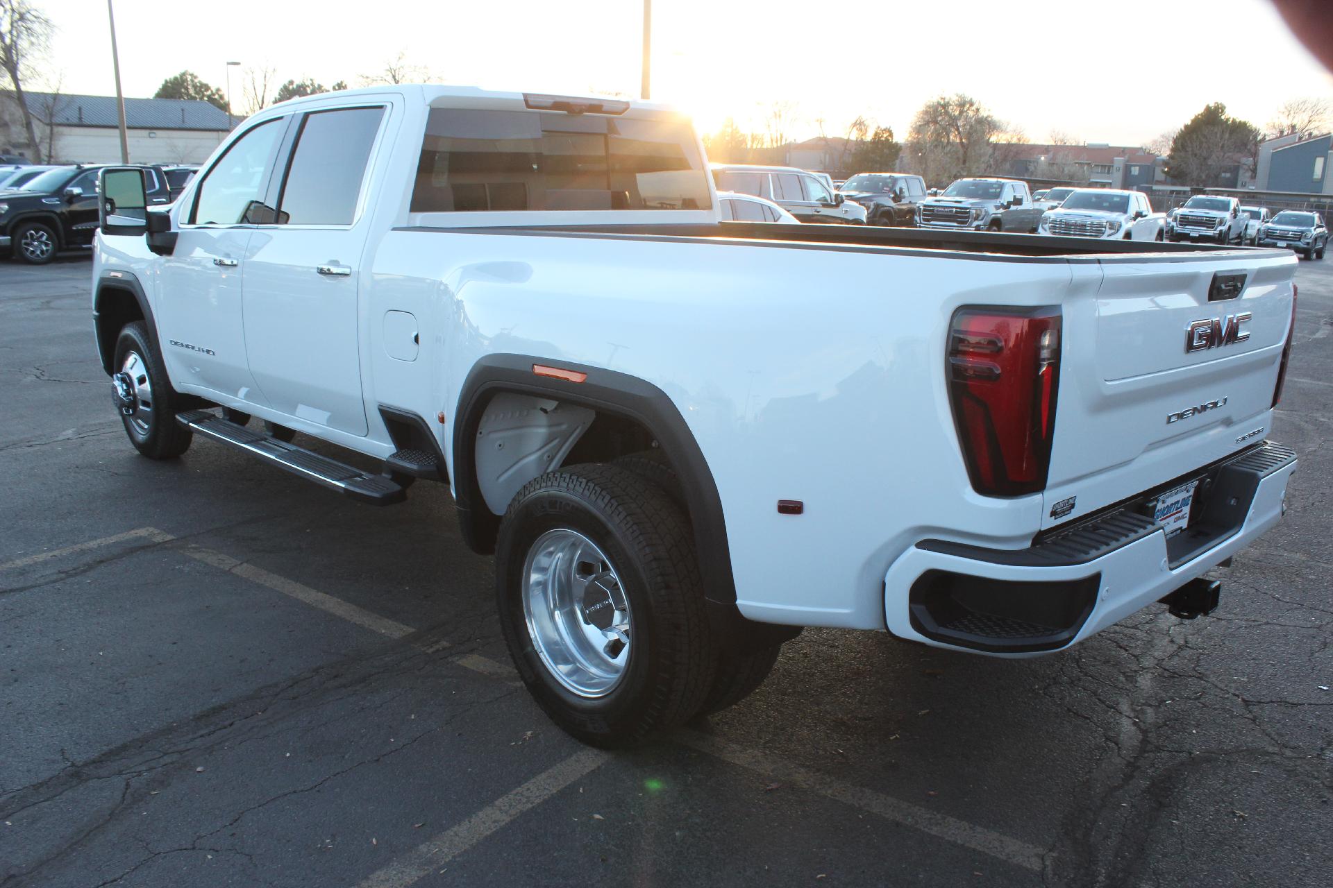 2025 GMC Sierra 3500 HD Vehicle Photo in AURORA, CO 80012-4011