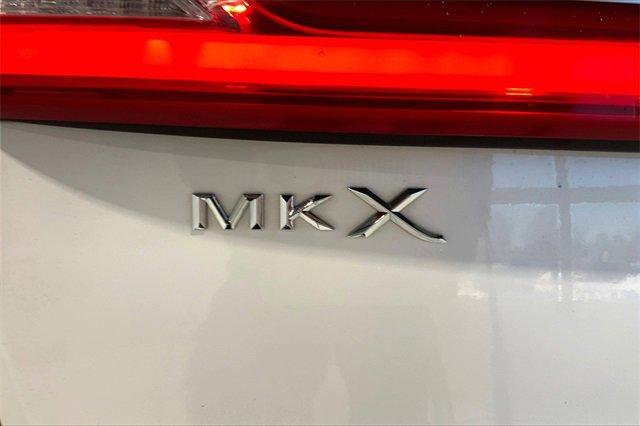 2016 Lincoln MKX Vehicle Photo in TOPEKA, KS 66609-0000