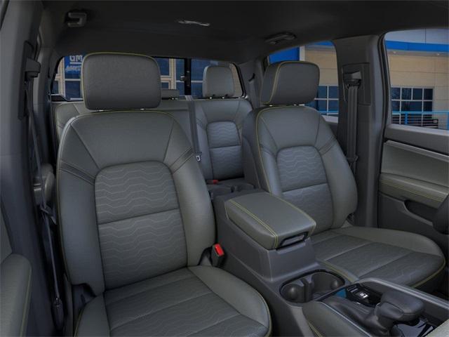 2025 Chevrolet Colorado Vehicle Photo in ENGLEWOOD, CO 80113-6708
