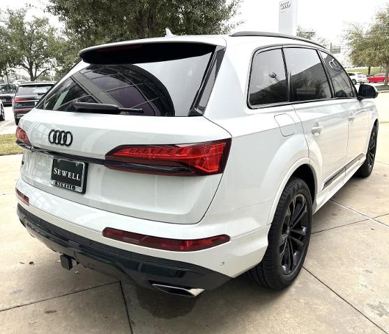 2025 Audi Q7 Vehicle Photo in HOUSTON, TX 77090