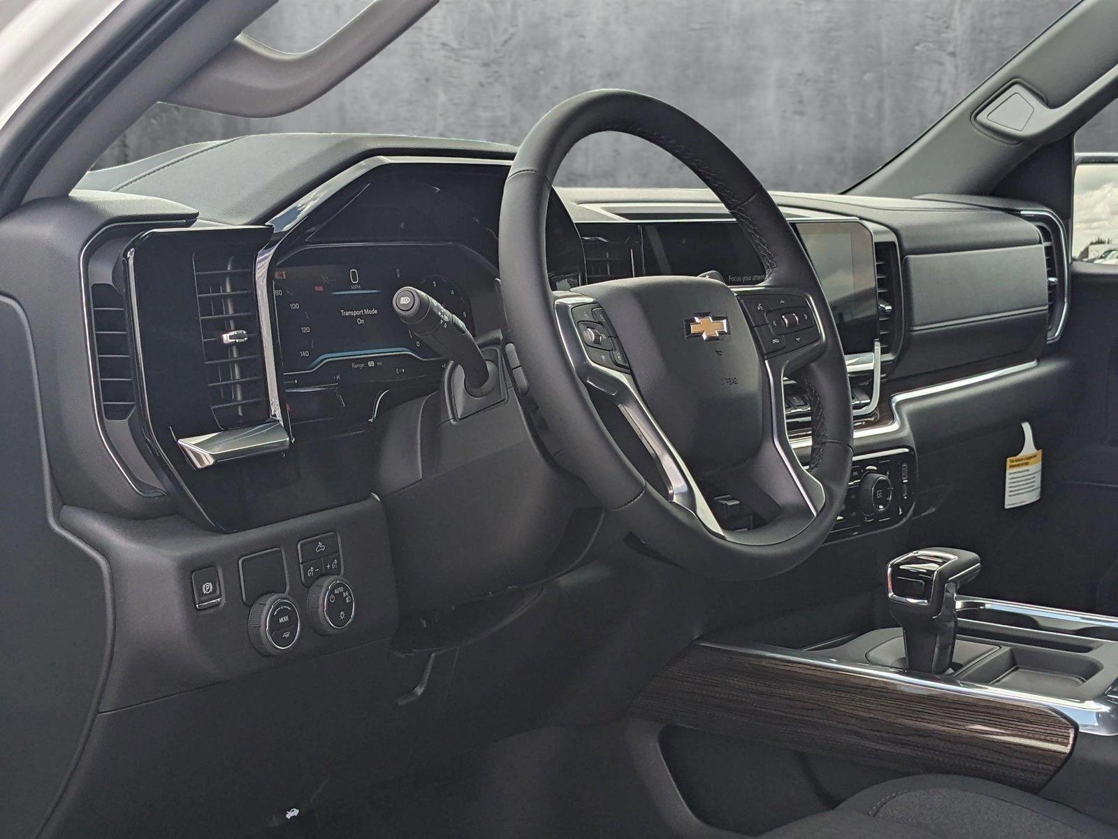 2025 Chevrolet Silverado 1500 Vehicle Photo in MIAMI, FL 33172-3015