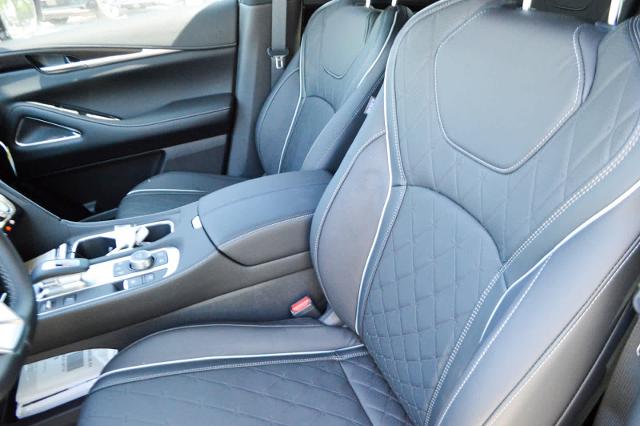 2025 INFINITI QX60 Vehicle Photo in Houston, TX 77090