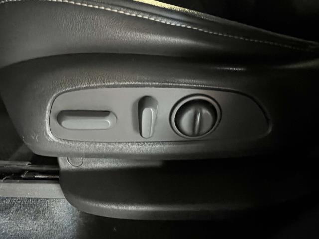 2022 Chevrolet Traverse Vehicle Photo in Roslyn, NY 11576