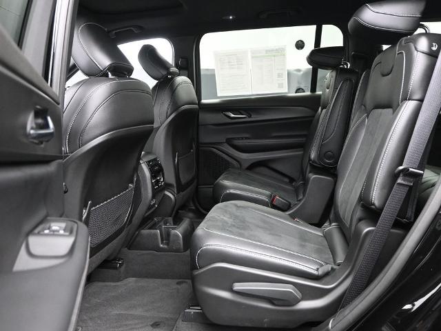 2025 Jeep Grand Cherokee L Vehicle Photo in Cedar Rapids, IA 52402