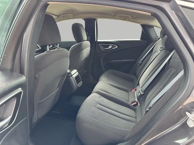 2015 Chrysler 200 Vehicle Photo in MANITOWOC, WI 54220-5838