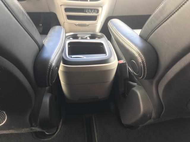 2023 Chrysler Pacifica Vehicle Photo in GREEN BAY, WI 54303-3330