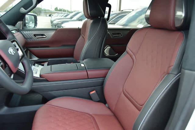 2025 INFINITI QX80 Vehicle Photo in Houston, TX 77090