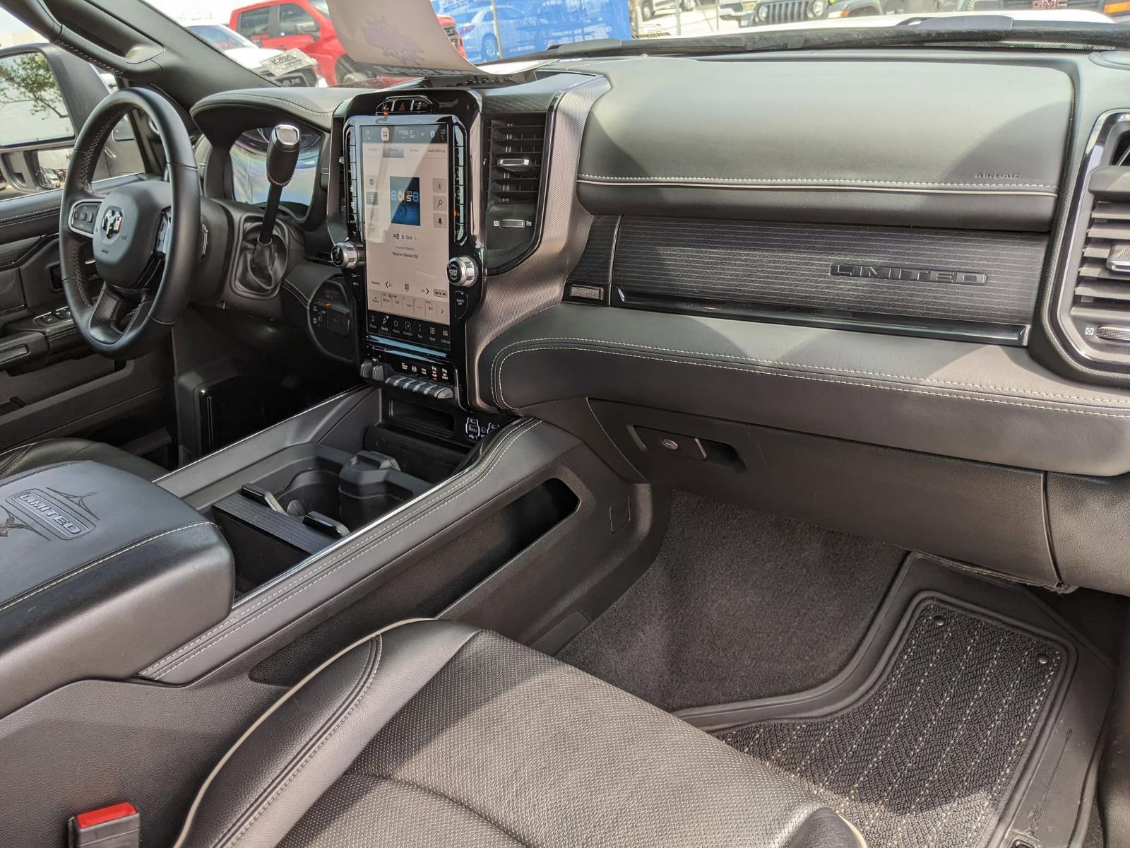 2024 Ram 2500 Vehicle Photo in Seguin, TX 78155