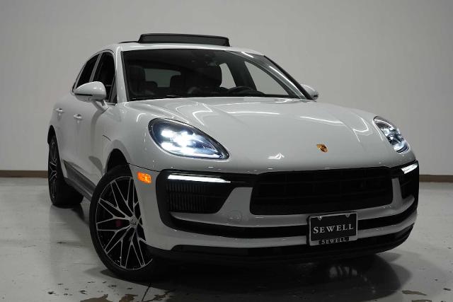 2022 Porsche Macan Vehicle Photo in GRAPEVINE, TX 76051