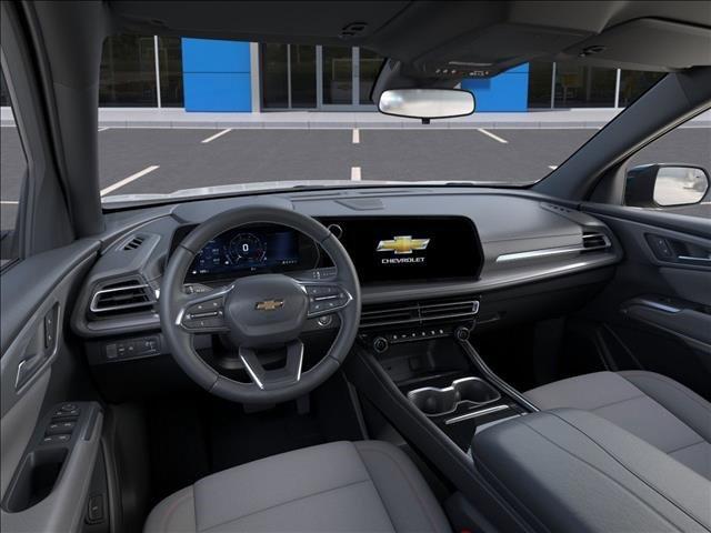 2025 Chevrolet Traverse Vehicle Photo in EMPORIA, VA 23847-1235