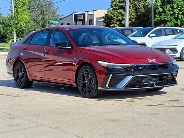 2025 Hyundai ELANTRA Vehicle Photo in Peoria, IL 61615