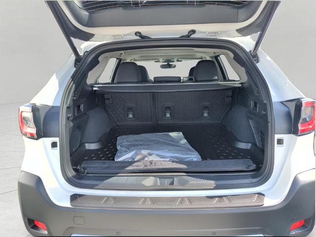 2025 Subaru Outback Vehicle Photo in Green Bay, WI 54304