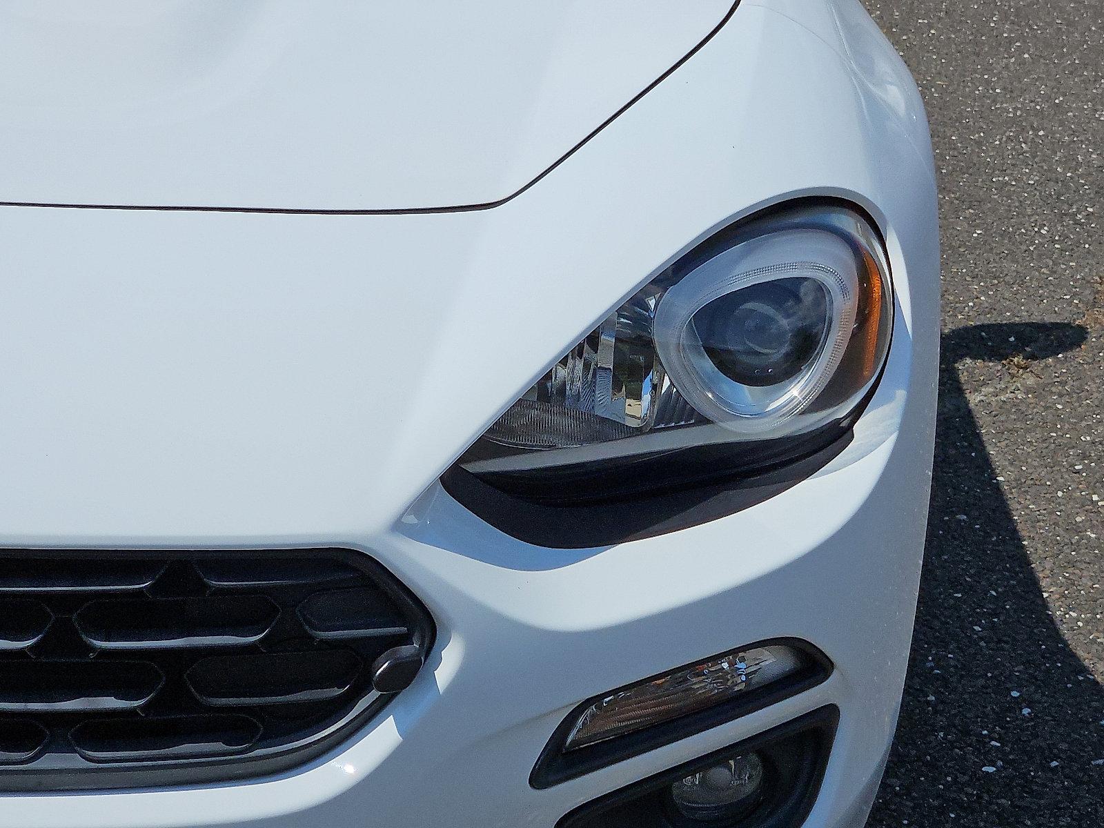 2018 FIAT 124 Spider Vehicle Photo in Trevose, PA 19053