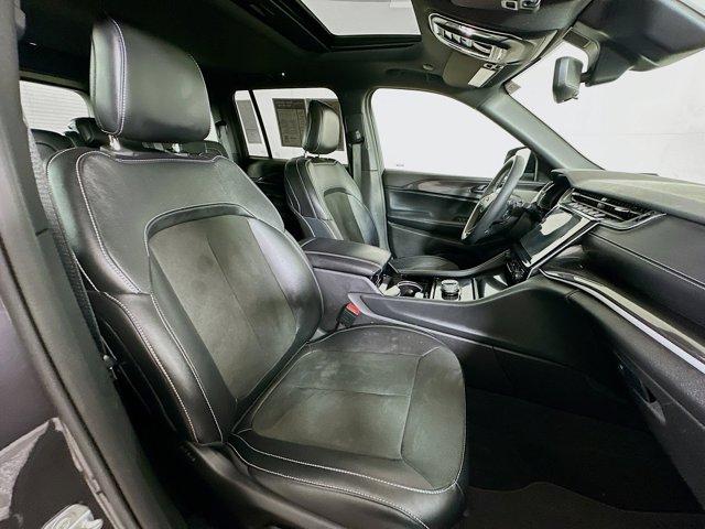 2023 Jeep Grand Cherokee Vehicle Photo in Doylsetown, PA 18901