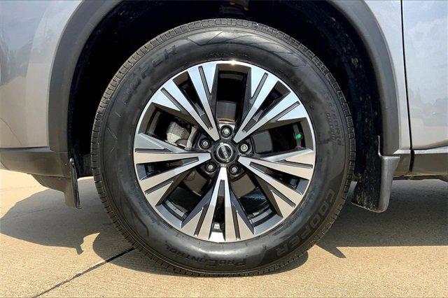 2023 Nissan Rogue Vehicle Photo in TOPEKA, KS 66609-0000