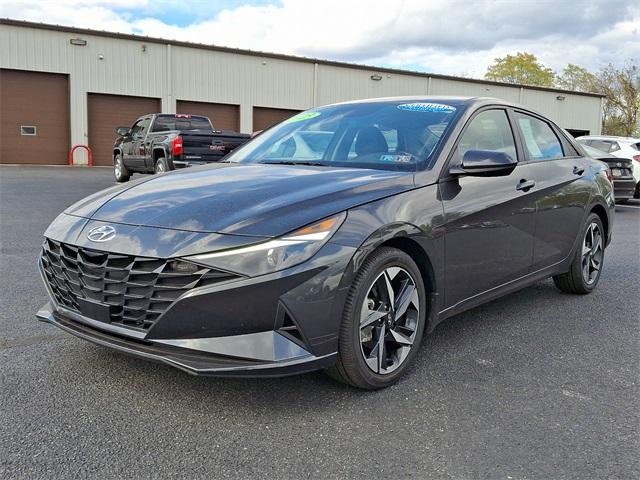 2023 Hyundai ELANTRA Vehicle Photo in New Bloomfield, PA 17068