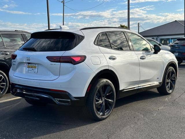 2024 Buick Envision Vehicle Photo in COLUMBIA, MO 65203-3903