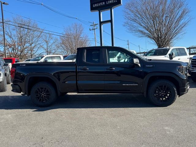 2025 GMC Sierra 1500 Vehicle Photo in LOWELL, MA 01852-4336