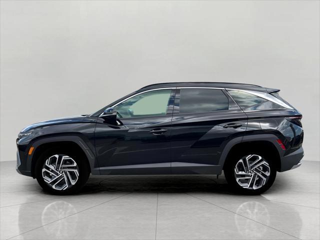 2025 Hyundai TUCSON Hybrid Vehicle Photo in Green Bay, WI 54304