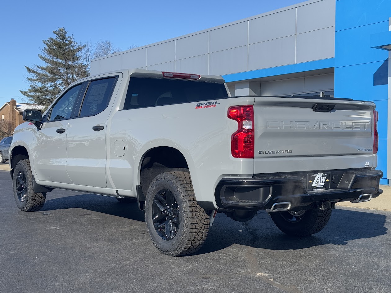 2025 Chevrolet Silverado 1500 Vehicle Photo in BOONVILLE, IN 47601-9633