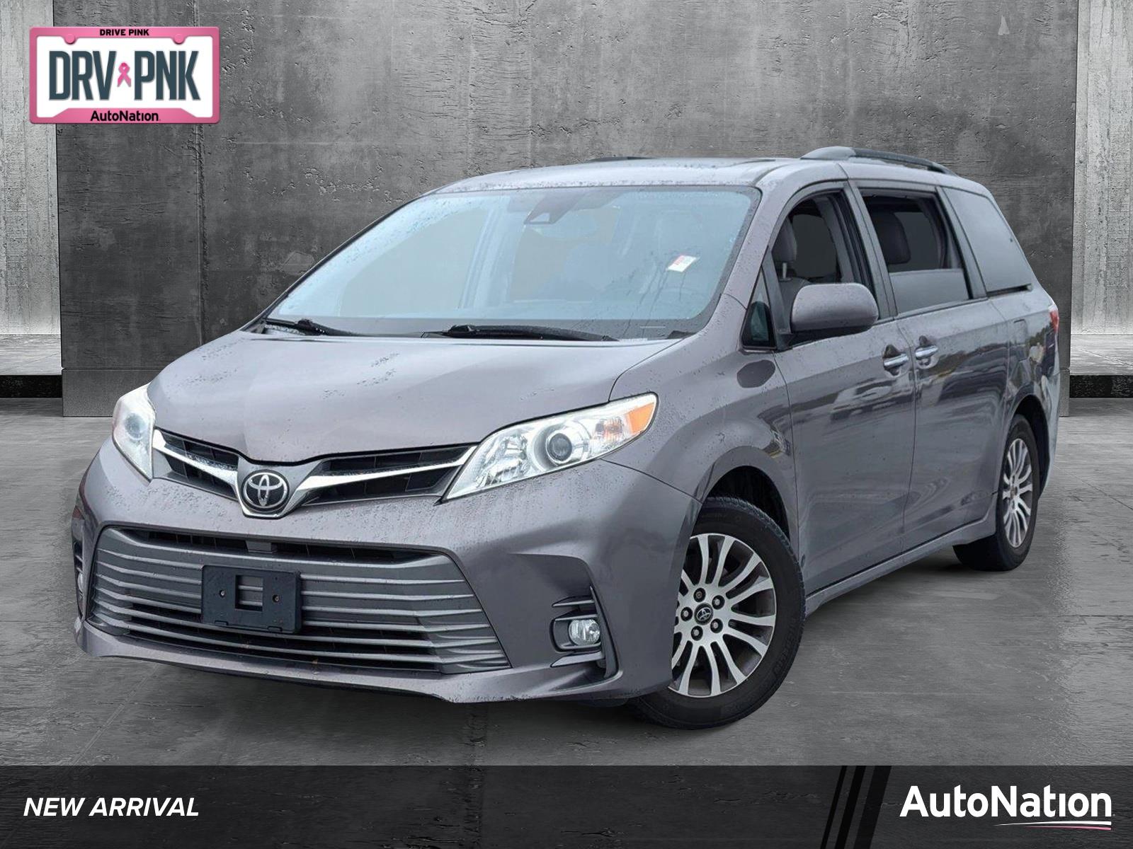 2019 Toyota Sienna Vehicle Photo in Ft. Myers, FL 33907