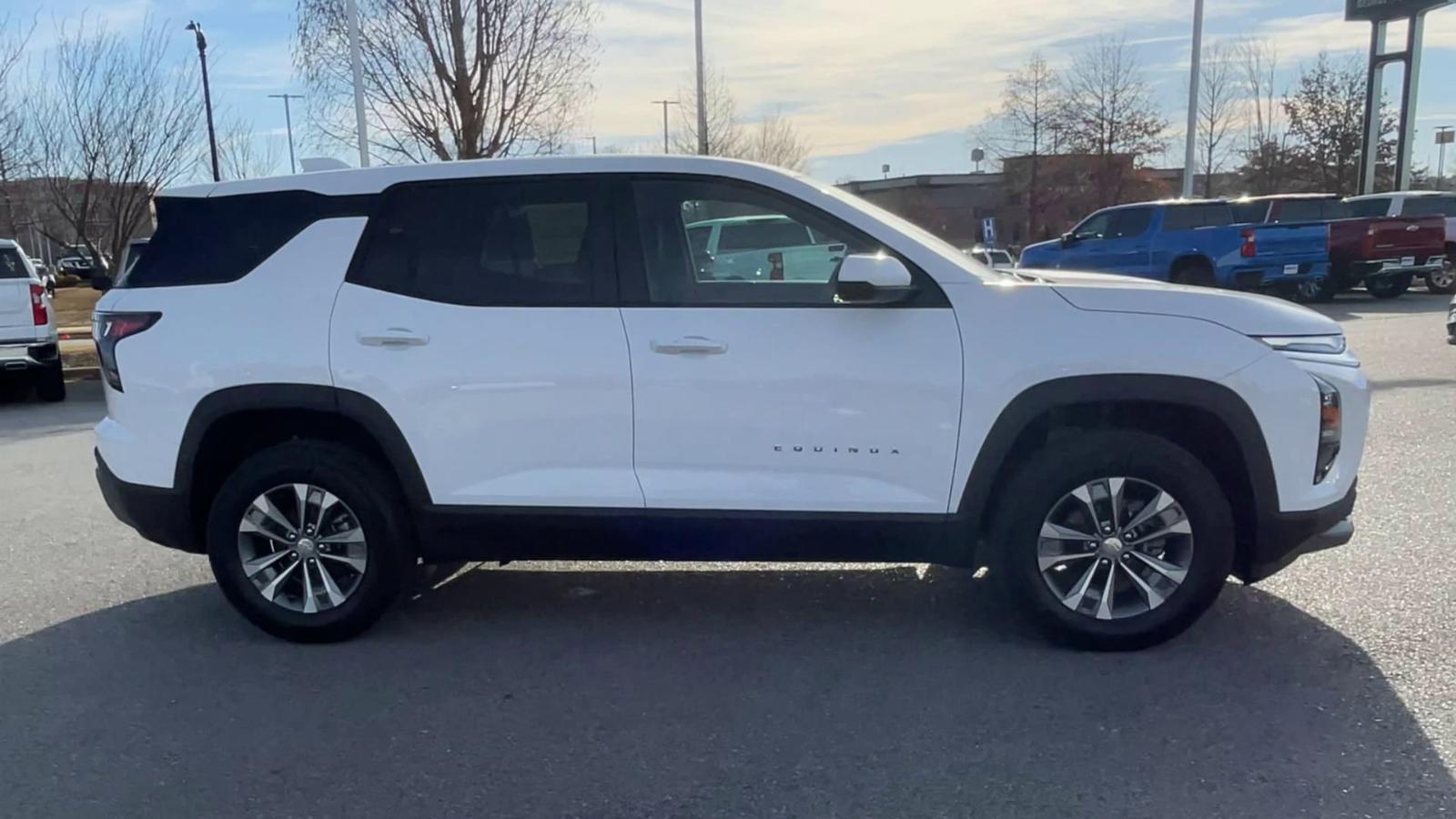 2025 Chevrolet Equinox Vehicle Photo in BENTONVILLE, AR 72712-4322