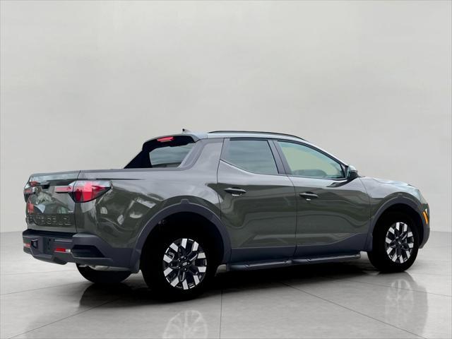 2025 Hyundai SANTA CRUZ Vehicle Photo in Green Bay, WI 54304