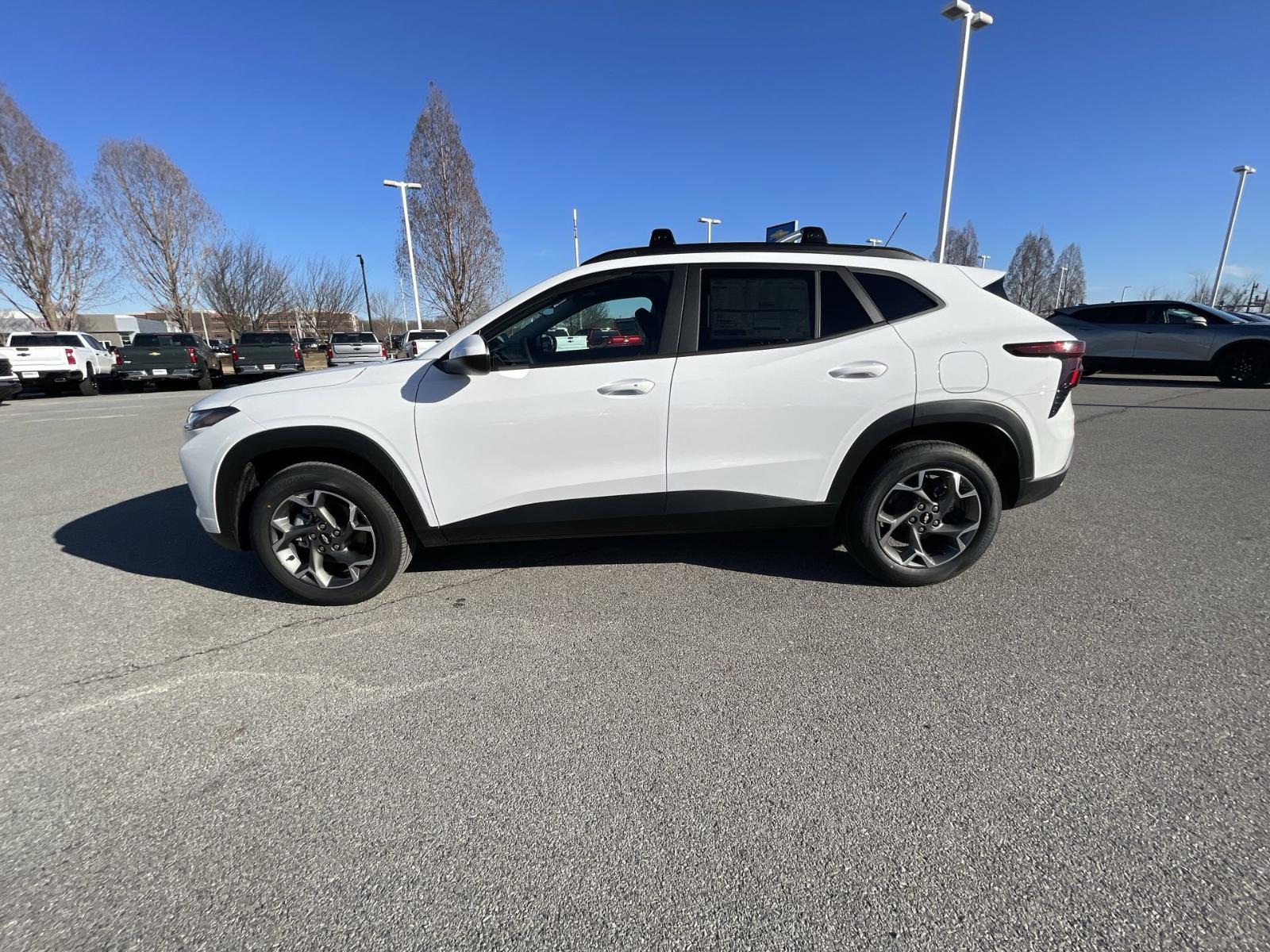 2025 Chevrolet Trax Vehicle Photo in BENTONVILLE, AR 72712-4322