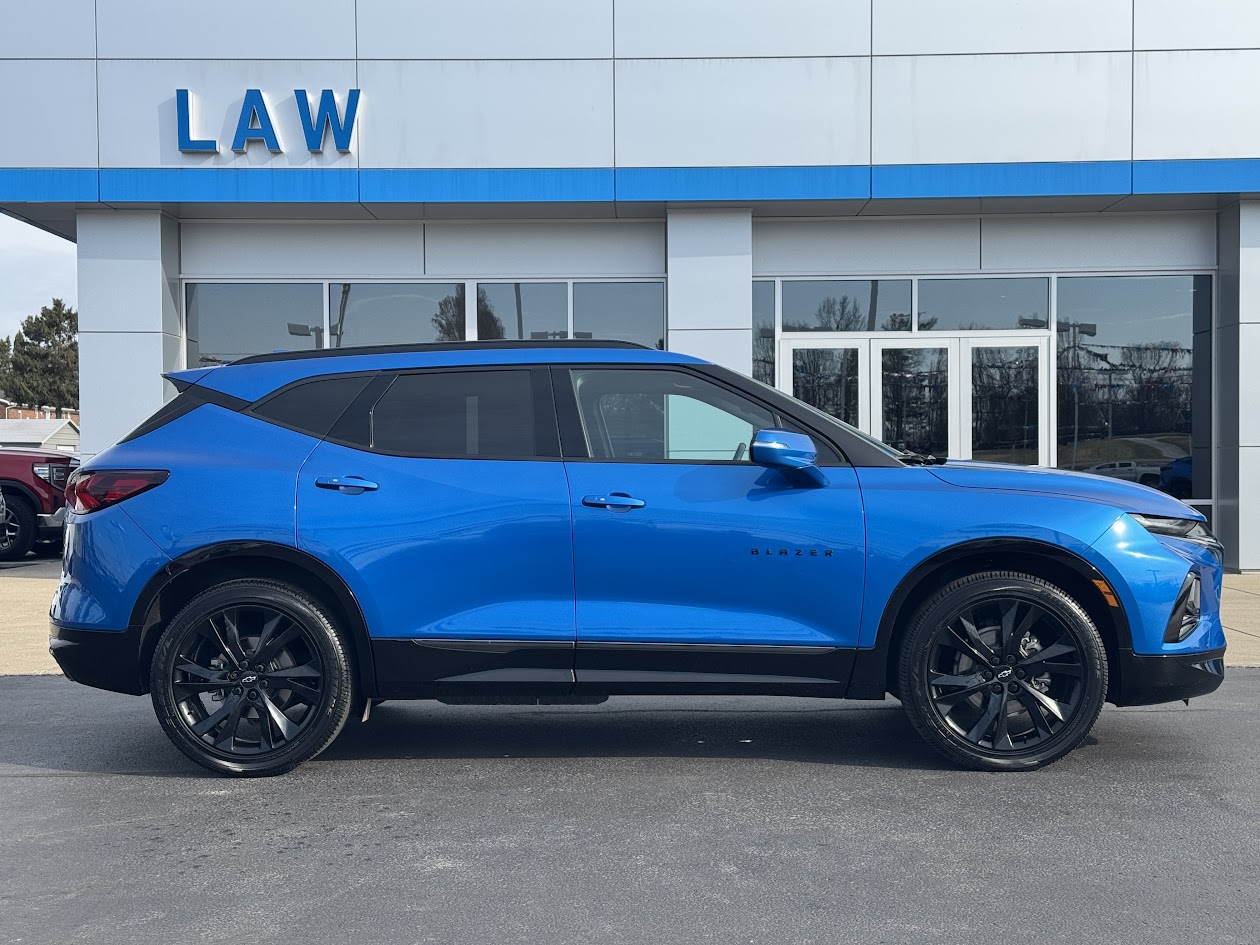 2021 Chevrolet Blazer Vehicle Photo in BOONVILLE, IN 47601-9633