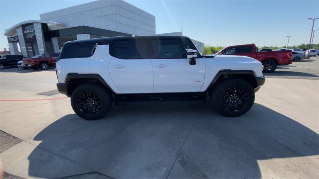 2025 GMC HUMMER EV SUV Vehicle Photo in Greenville, TX 75402