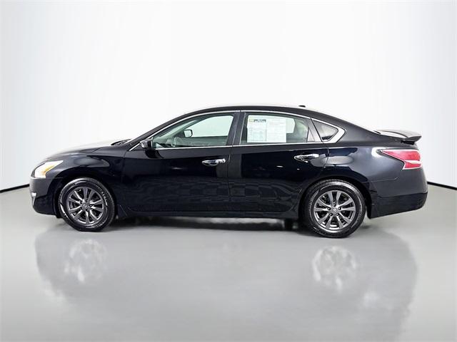 2015 Nissan Altima Vehicle Photo in Puyallup, WA 98371