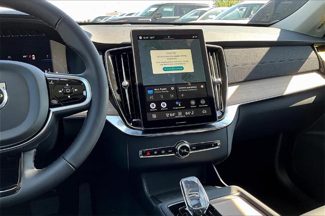 2025 Volvo XC90 Vehicle Photo in Grapevine, TX 76051