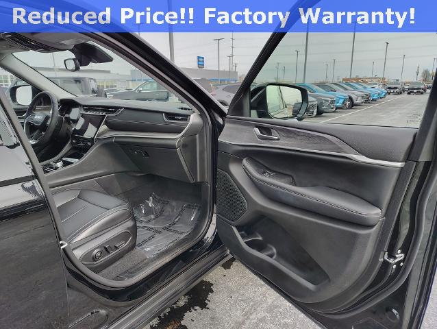 2023 Jeep Grand Cherokee L Vehicle Photo in GREEN BAY, WI 54304-5303