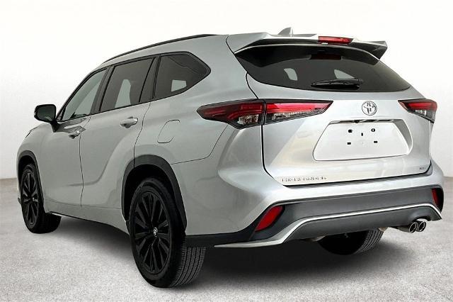 2024 Toyota Highlander Vehicle Photo in San Antonio, TX 78230