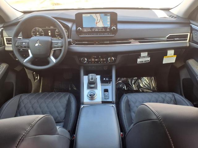 2025 Mitsubishi Outlander Plug-In Hybrid Vehicle Photo in Tampa, FL 33612