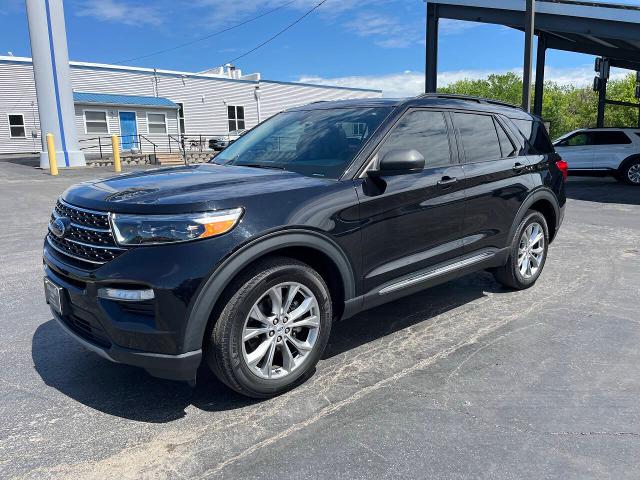 Used 2021 Ford Explorer XLT with VIN 1FMSK8DH5MGA69812 for sale in Kansas City