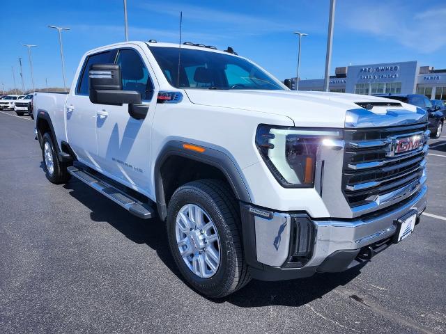 2024 GMC Sierra 2500 HD Vehicle Photo in GREEN BAY, WI 54304-5303