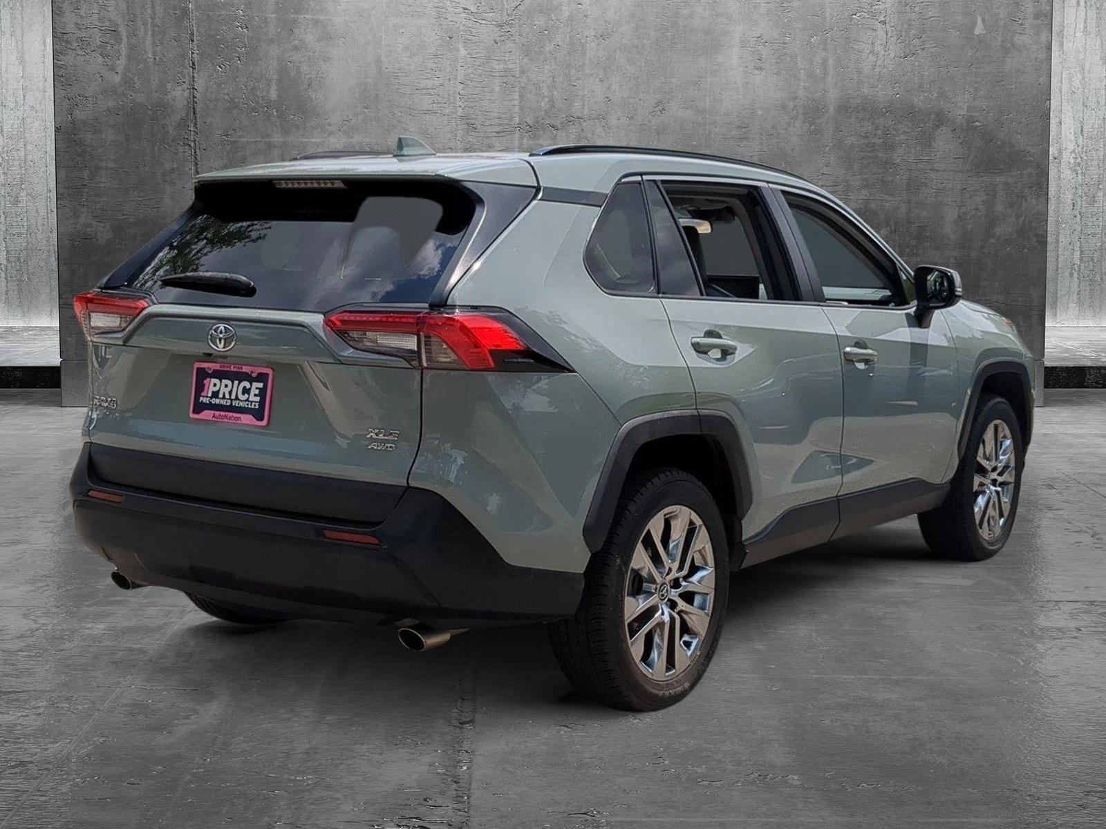 2020 Toyota RAV4 Vehicle Photo in West Palm Beach, FL 33417