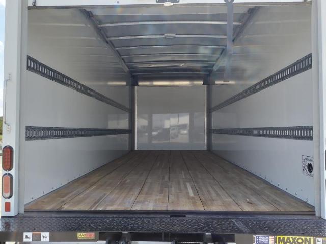2024 Isuzu 4500 Vehicle Photo in Denton, TX 76205