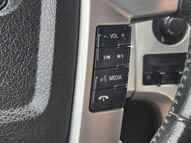 2014 Ford F-150 Vehicle Photo in DENTON, TX 76210-9321
