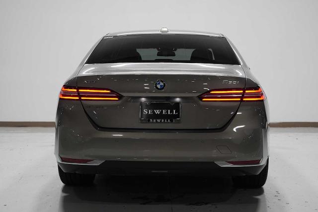 2024 BMW 530i xDrive Vehicle Photo in GRAPEVINE, TX 76051